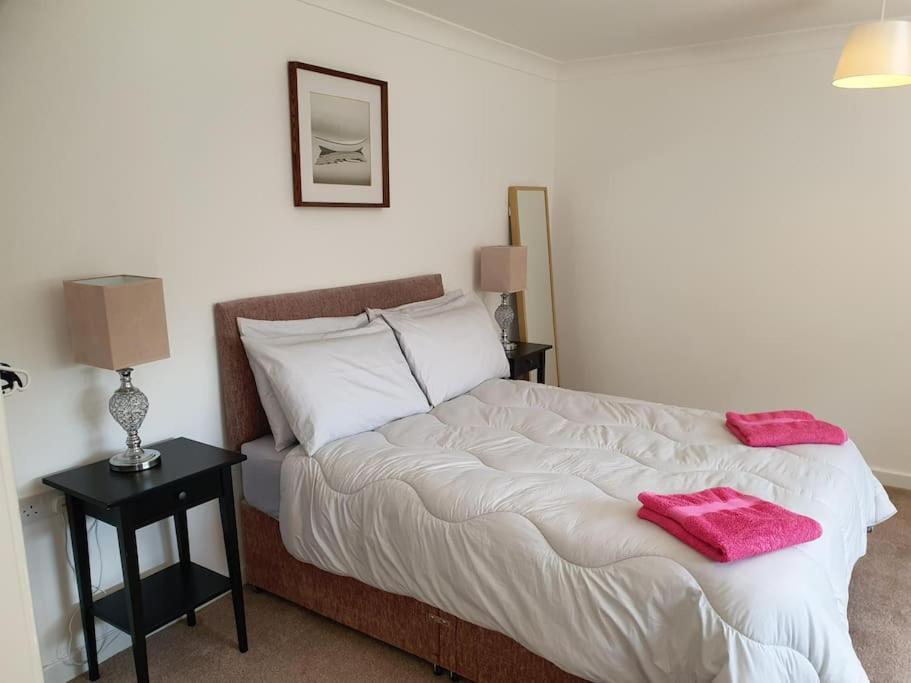 The Elfin- Lovely 1 Bedroom - Free Parking 앨런다리 외부 사진